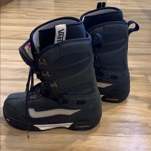 Vans Snowboard Boots